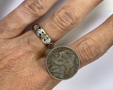 Load image into Gallery viewer, 1930s Ornate Wedding Ring in 14k White Gold with a Stunning Floral Design. Perfect Stacking Band. - Scotch Street Vintage