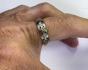 1930s Ornate Wedding Ring in 14k White Gold with a Stunning Floral Design. Perfect Stacking Band. - Scotch Street Vintage