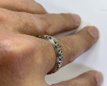 Load image into Gallery viewer, 1930s Ornate Wedding Ring in 14k White Gold with a Stunning Floral Design. Perfect Stacking Band. - Scotch Street Vintage