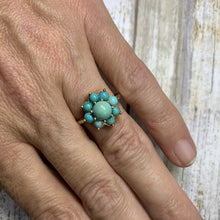 Load image into Gallery viewer, 1970s Turquoise Ring in Yellow Gold. Boho Cluster Flower. Estate Jewelry. December Birthstone. - Scotch Street Vintage