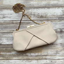 Load image into Gallery viewer, 1980s Sophisticated Cream Clutch by La Regale. Perfect Neutral Evening Bag or Purse. - Scotch Street Vintage