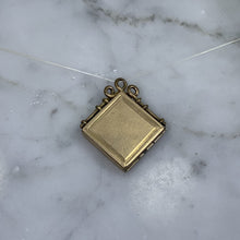 Load image into Gallery viewer, Antique 1910s Yellow Gold Floral Locket. Photo Pendants make Wonderful Heirloom Gifts. - Scotch Street Vintage