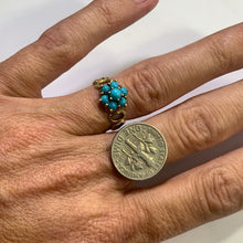 Load image into Gallery viewer, 1970s Turquoise Flower Ring in Yellow Gold. Boho Chic Cluster Floral Setting. December Birthstone.