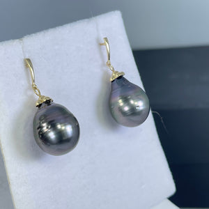 Vintage Tahitian Black Pearl Drop Earrings in 14K Yellow Gold Setting. October Birthstone.