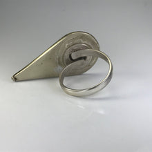 Load image into Gallery viewer, Upcycled Mother of Pearl Ring. Vintage Statement Ring. Recycled Native American Jewelry. - Scotch Street Vintage