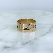 Load image into Gallery viewer, Victorian Etched Gold Wedding Band or Stacking Ring in 10k Rose Gold. Estate Jewelry. 1900s. Size 6. - Scotch Street Vintage