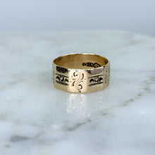 Load image into Gallery viewer, Victorian Etched Gold Wedding Band or Stacking Ring in 10k Rose Gold. Estate Jewelry. 1900s. Size 6. - Scotch Street Vintage