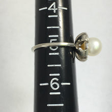 Load image into Gallery viewer, Vintage Pearl Art Nouveau Flower Ring. 10K White Gold. June Birthstone. 4th Anniversary Gift. - Scotch Street Vintage