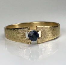 Load image into Gallery viewer, Vintage Sapphire Ring in a 18K Yellow Gold Setting. Unique Engagement Ring. Estate Jewelry. September Birthstone. - Scotch Street Vintage