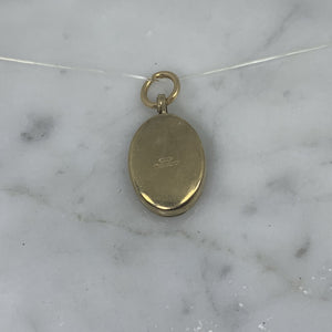 1940s Yellow Gold Locket with Floral Etching. Photo Gift for Her. Something Old Brides Gift. - Scotch Street Vintage