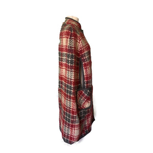 1960s Wool Poncho Cape in a Red and Gray Plaid. Stylish and Warm Vintage Outerwear Coat. - Scotch Street Vintage