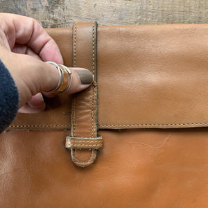 1970s Tan Leather Clutch in a Envelope Style. Perfect Handbag for Fall. Gift for Her. Sustainable Fashion. - Scotch Street Vintage
