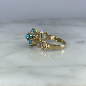 1970s Turquoise Flower Ring in Yellow Gold. Boho Chic Cluster Floral Setting. December Birthstone. - Scotch Street Vintage