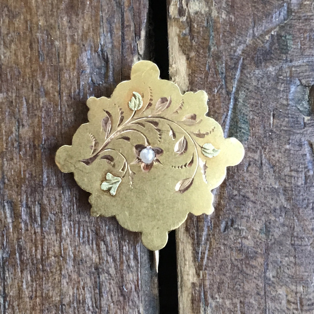 Antique Pendant or Brooch with a Seed Pearl Floral Design in 18k Gold. Repurposed Jewelry. - Scotch Street Vintage