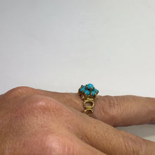 Load image into Gallery viewer, 1970s Turquoise Flower Ring in Yellow Gold. Boho Chic Cluster Floral Setting. December Birthstone.