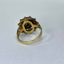 Load image into Gallery viewer, 1940s Garnet Cluster Ring in 14k Yellow Gold. Bohemian Ring. January Birthstone.
