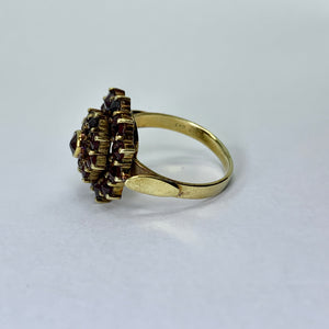 1940s Garnet Cluster Ring in 14k Yellow Gold. Bohemian Ring. January Birthstone.
