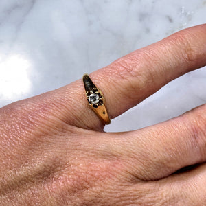 Copy of Vintage Diamond Engagement Ring. 14k Yellow Gold. Promise Ring. 10 Year Anniversary.