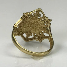 Load image into Gallery viewer, Vintage 10k Gold Statement Ring. Snowflake Design. Size 7 US. Estate Jewelry. Circa 1970. - Scotch Street Vintage