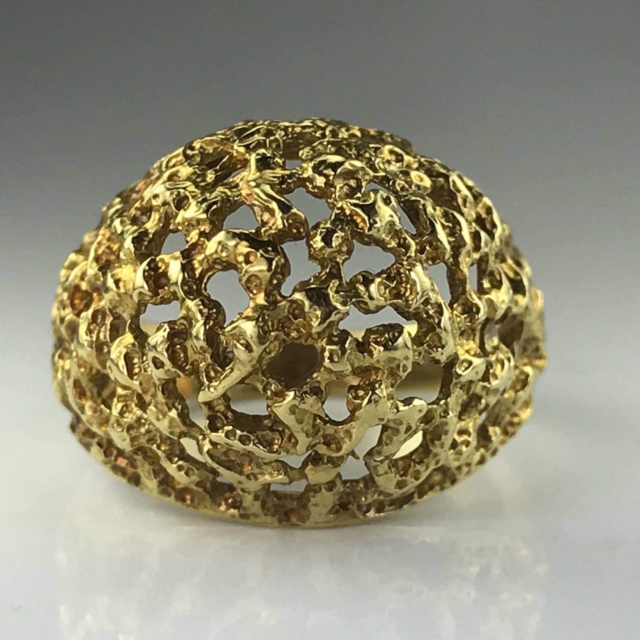Vintage gold dome ring outlet