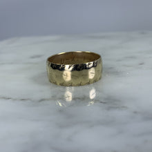 Load image into Gallery viewer, Vintage 1970s Etched Yellow Gold Wedding Band with Star Etching. Perfect Stacking Ring. - Scotch Street Vintage