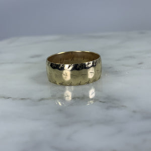 Vintage 1970s Etched Yellow Gold Wedding Band with Star Etching. Perfect Stacking Ring. - Scotch Street Vintage