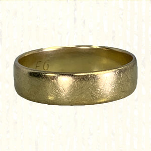 Vintage 1970s Men's Gold Wedding Band in Yellow Gold. Perfect Stacking or Thumb Ring. - Scotch Street Vintage