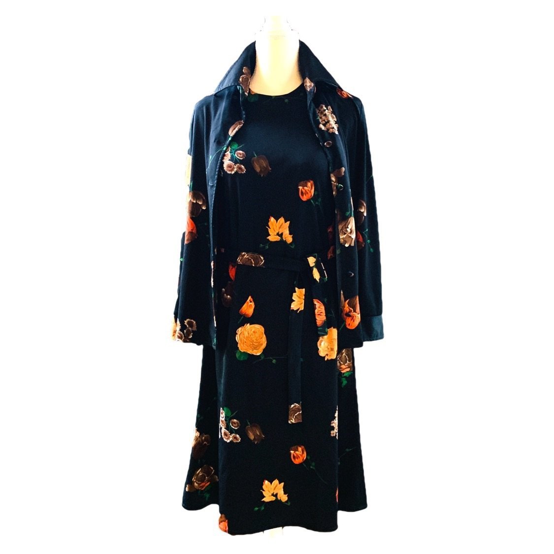 Vintage Black Floral Dress by Edith Flagg California. Dress with Match Vintage Black Floral Dress by Edith Flagg California. Dress with Match