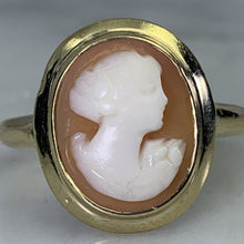 Load image into Gallery viewer, Vintage Carnelian Shell Cameo Ring in 10K Gold Setting. Hand Carved Shell Silhouette. Estate Jewelry - Scotch Street Vintage