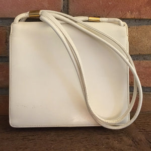 Vintage Cream Leather Purse. Off White Saks Fifth Avenue Handbag. Vintage Fashion. - Scotch Street Vintage