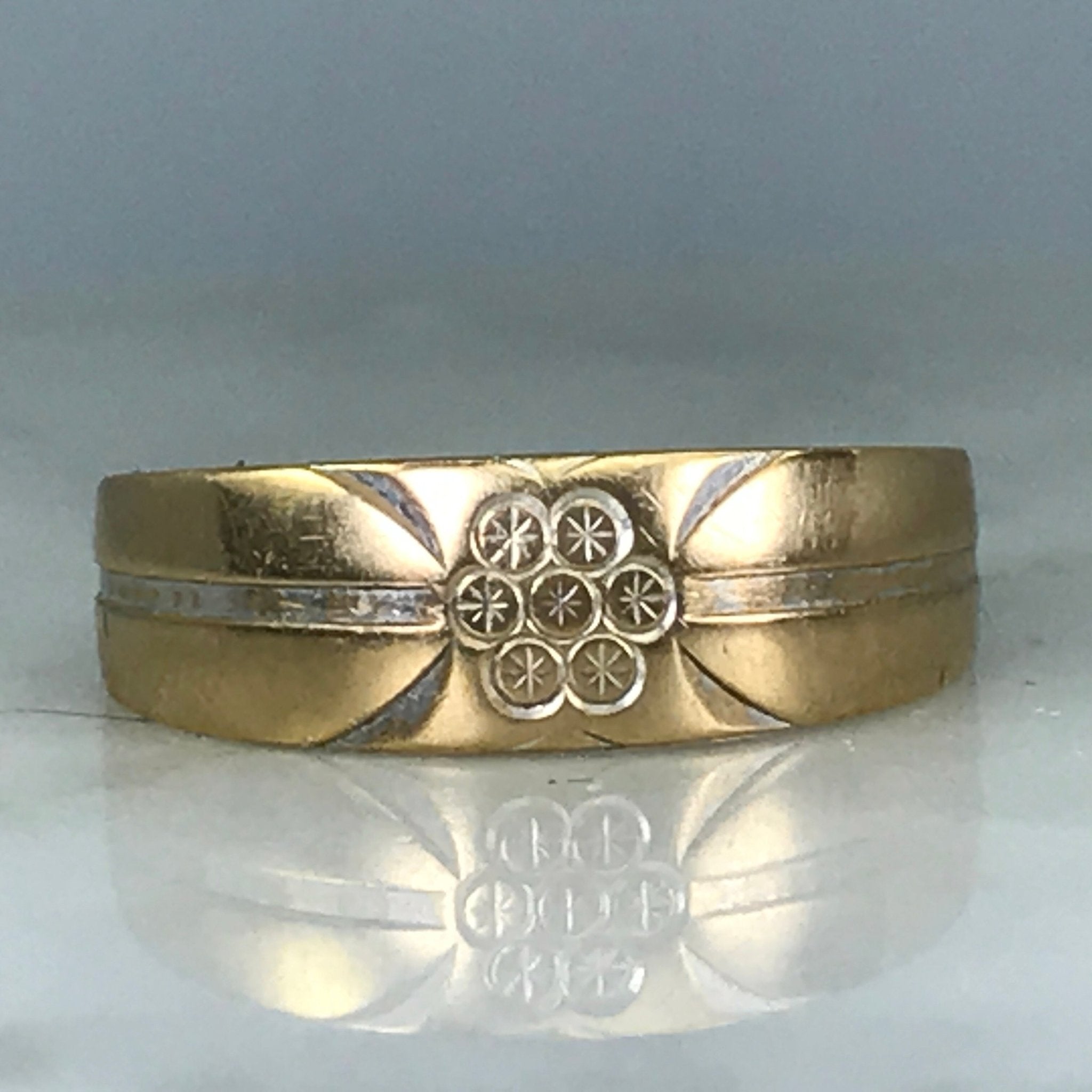 Vintage Etched Gold Wedding Band. 10K Yellow Gold. Size 6 1 4 US. Stac