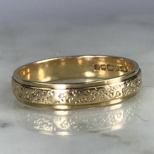Vintage Gold Band in 9k Yellow Gold. Perfect Wedding Ring, Thumb Ring or Stacking Band - Scotch Street Vintage