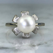 Load image into Gallery viewer, Vintage Pearl Art Nouveau Flower Ring. 10K White Gold. June Birthstone. 4th Anniversary Gift. - Scotch Street Vintage