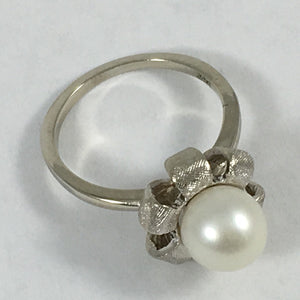 Vintage Pearl Art Nouveau Flower Ring. 10K White Gold. June Birthstone. 4th Anniversary Gift. - Scotch Street Vintage