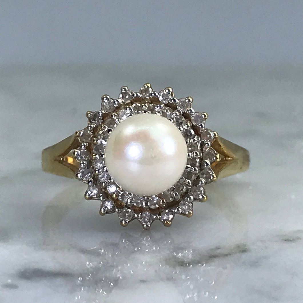 9ct Gold Cultured Freshwater Pearl & Diamond Ring in White | Goldmark (AU)