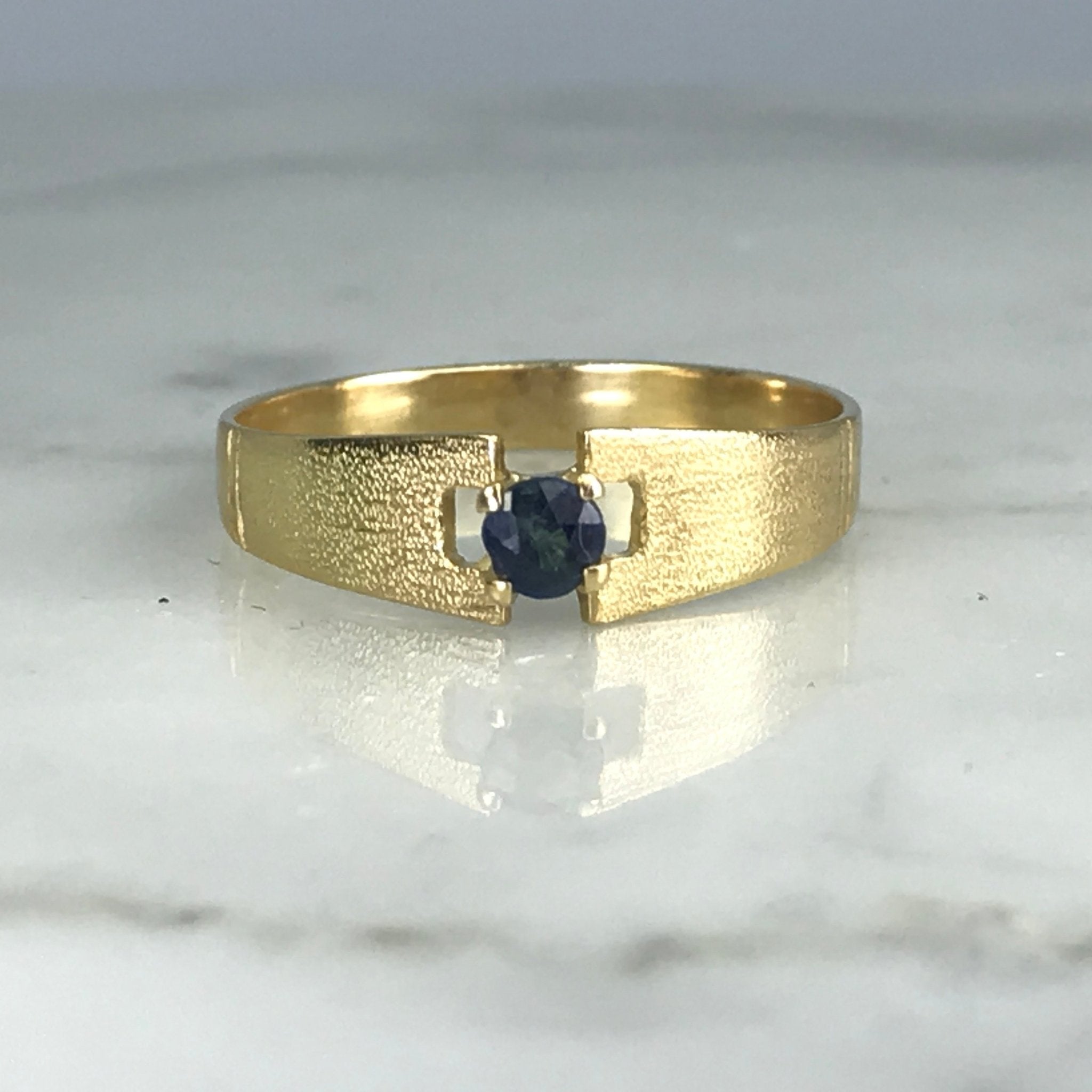 sapphire ring estate